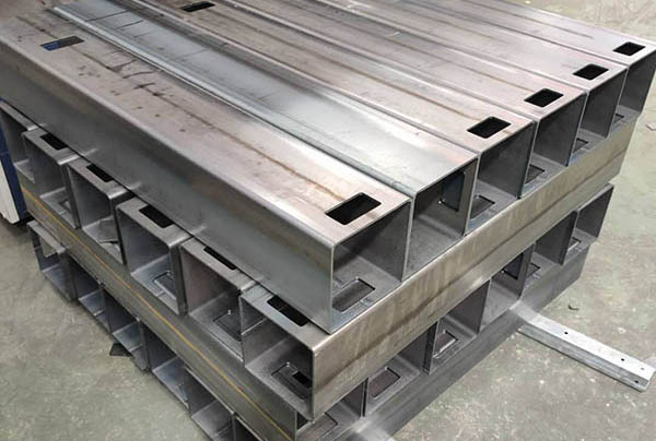 云南大口径无缝方管